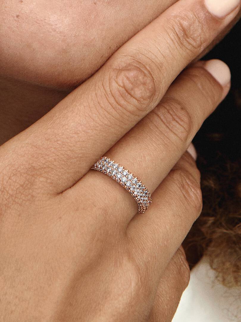 Anello Pandora pavé fascia doppia da incidere Donna