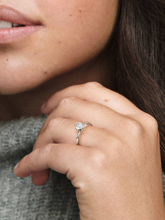 Anello Pandora Solitario con Cuore in Argento Sterling 925 e Zirconia Cubica Incolore