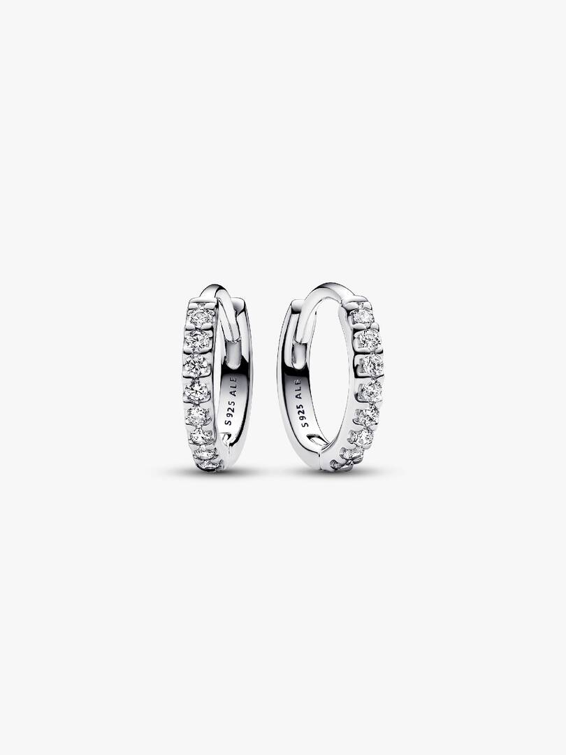 Pandora Cerchi Piccoli Pavè in Argento Sterling 925 Finitura luminosa e raffinata dell'Argento Sterling 925