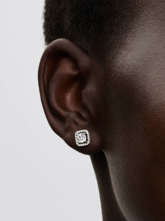 Orecchini Pandora Punto Luce Quadrato e Pavé in Argento Sterling 925 Finitura luminosa e raffinata dell'Argento Sterling 925