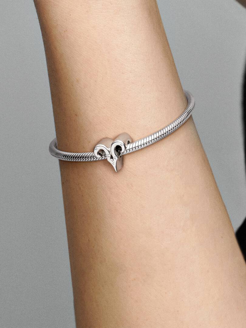 Charm Ariete Pandora in argento sterling e zirconi cubici