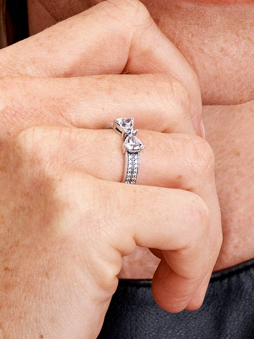 Anello Pandora Doppia Fascia Pavè Fiocco Luminoso