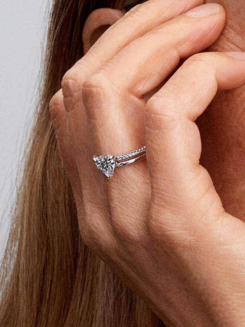 Pandora - Anello Pandora Doppia Fascia con Cuore in Argento - Nazareno Bancone Gioielli
