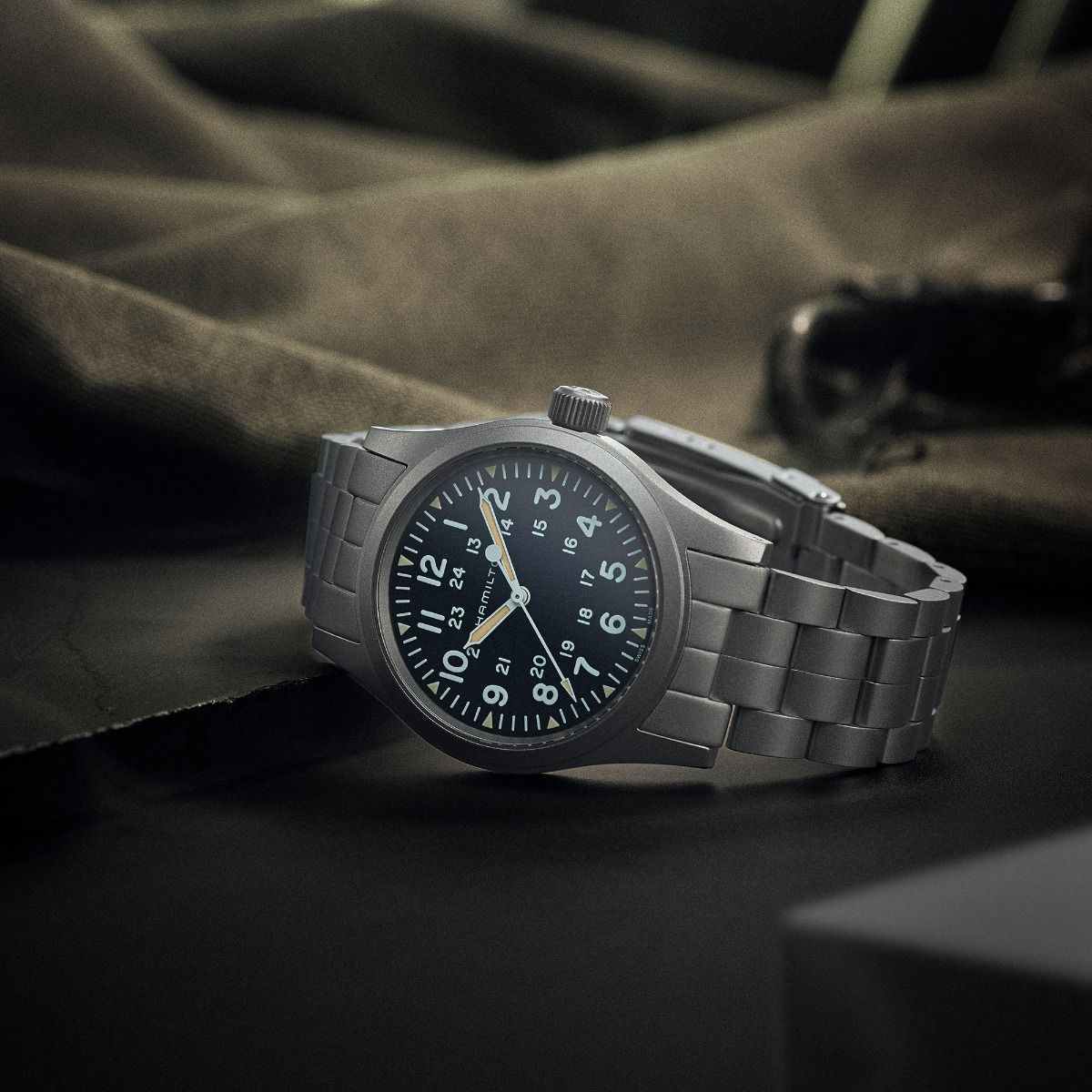 Orologio Hamilton 38mm In Acciaio Quadrante Nero