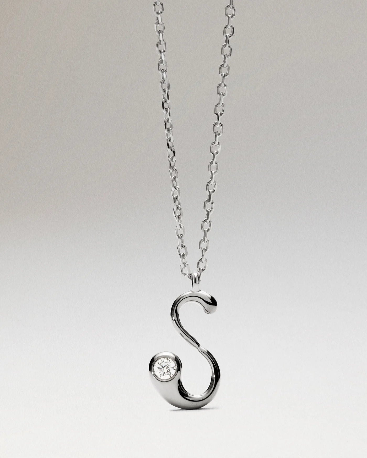 Collana Pdpaola Con Ciondolo In Argento 925 Con Iniziale Placcato Oro 18k O Rodio